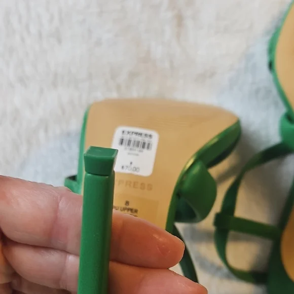 Express Green Strappy Sandals - Picture 11 of 11